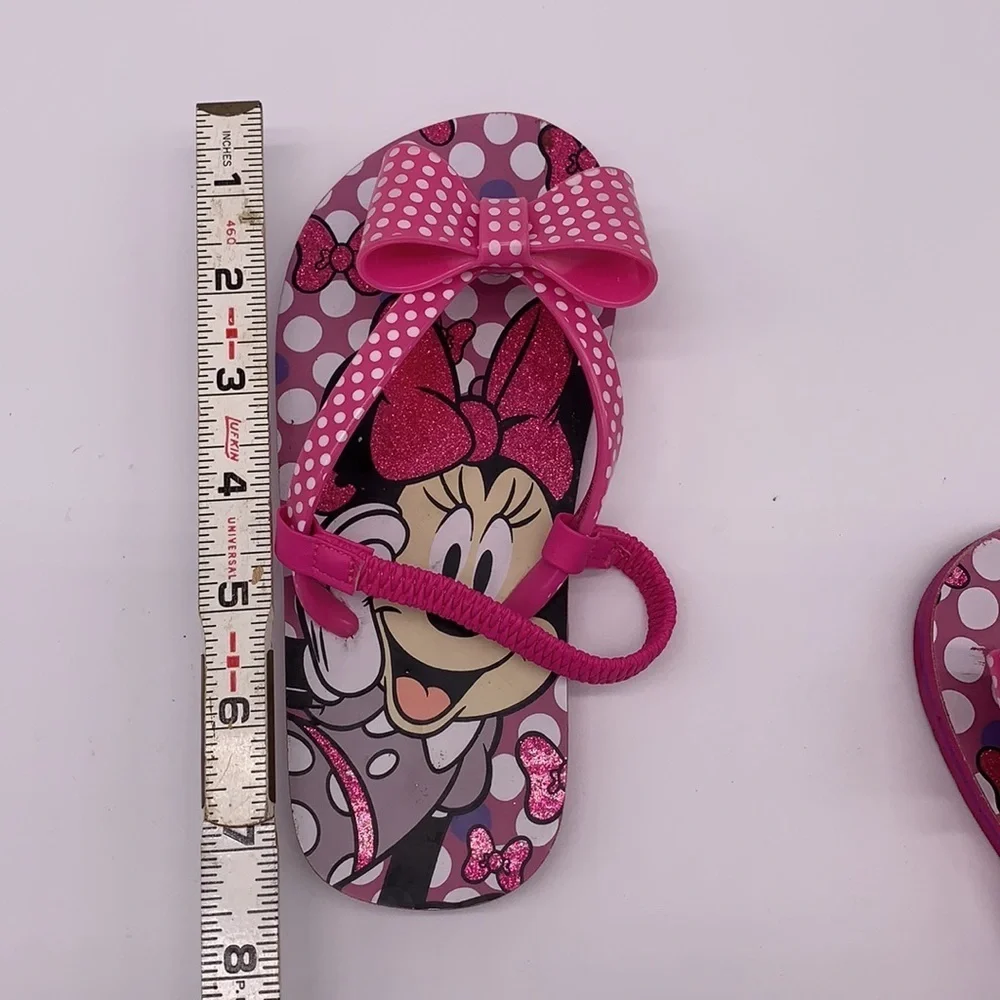 Minnie Mouse girls sandals
